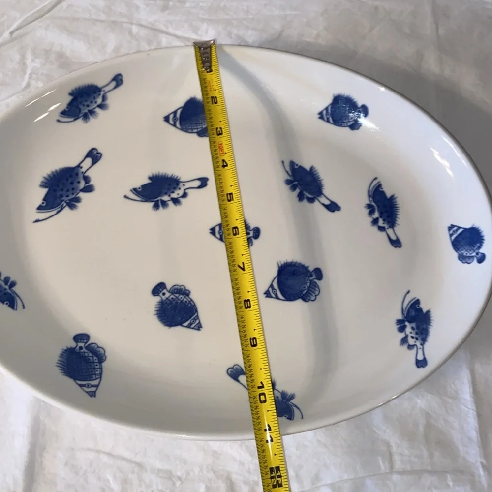 Vintage Like new Crate & Barrel Fish serving Platter